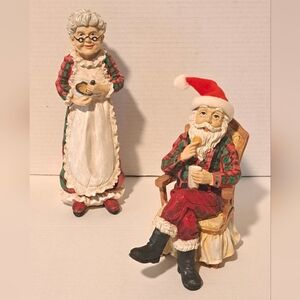Santa And Mrs.Claus Figurine Set Christmas Holiday Home Decor